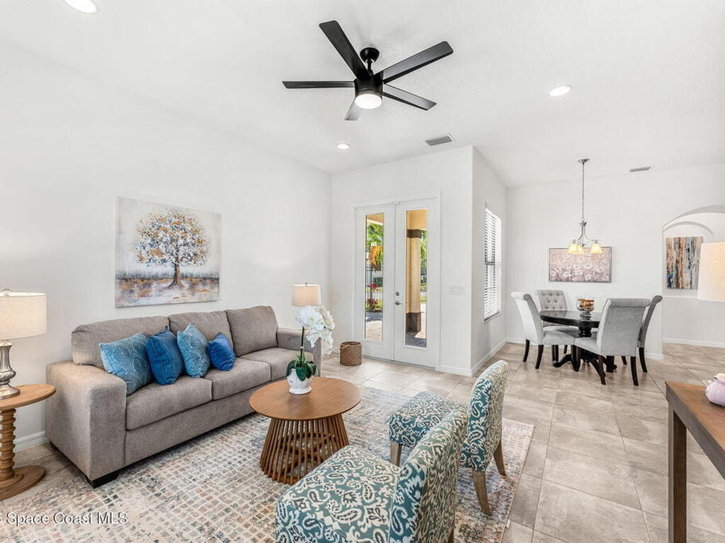 6794 Vista Hermosa Drive, Melbourne, FL 32940