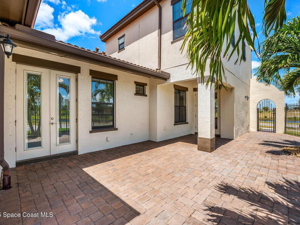 6794 Vista Hermosa Drive, Melbourne, FL 32940