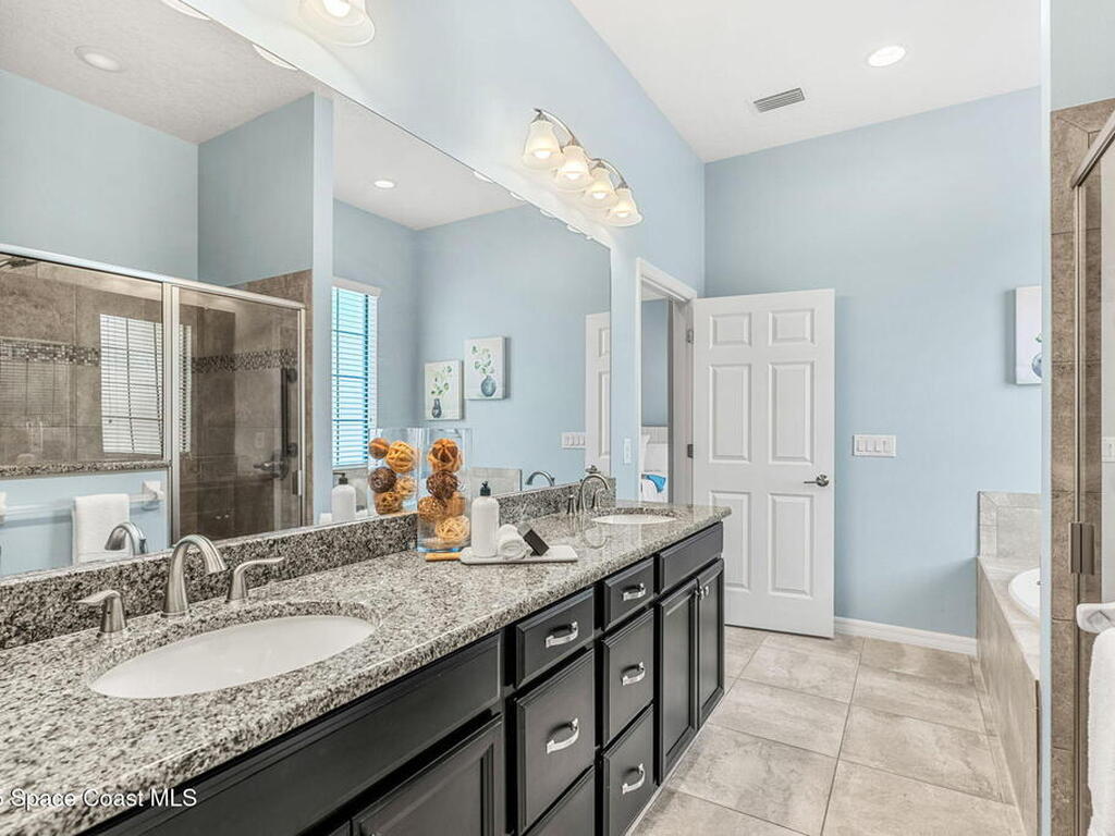 6794 Vista Hermosa Drive, Melbourne, FL 32940