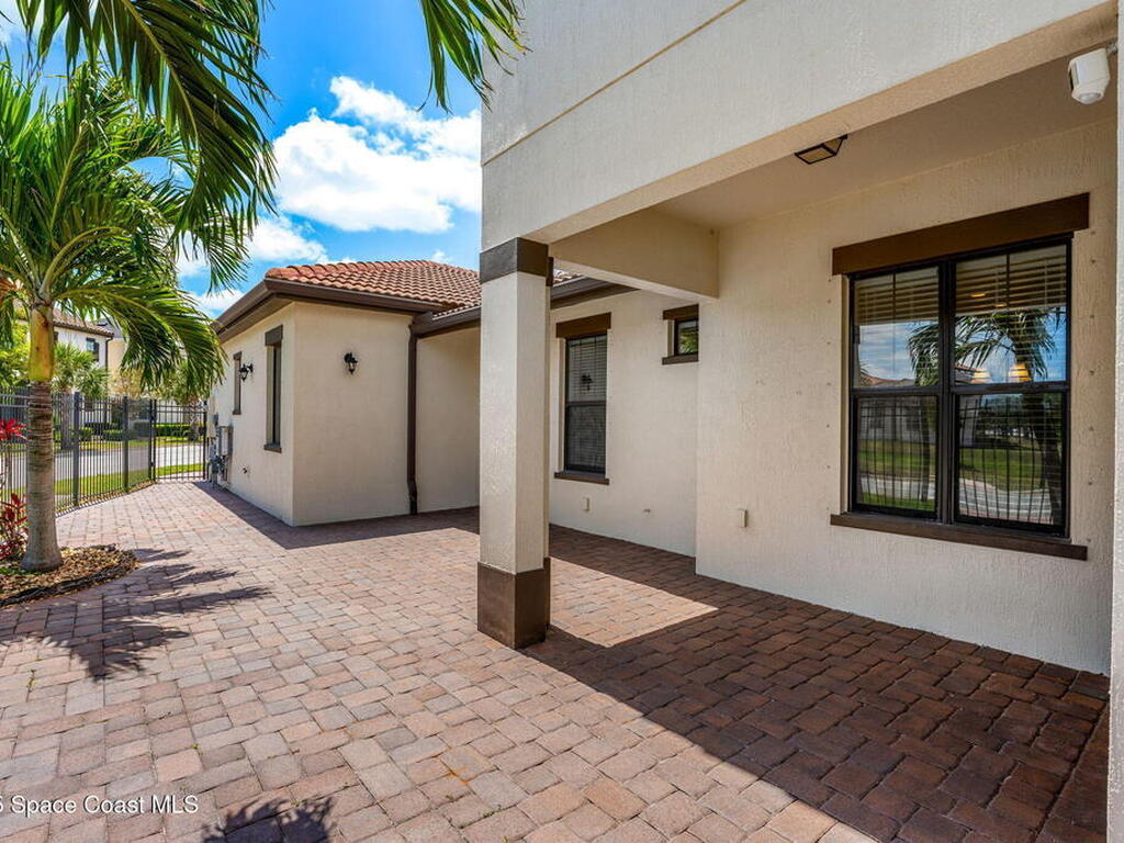 6794 Vista Hermosa Drive, Melbourne, FL 32940