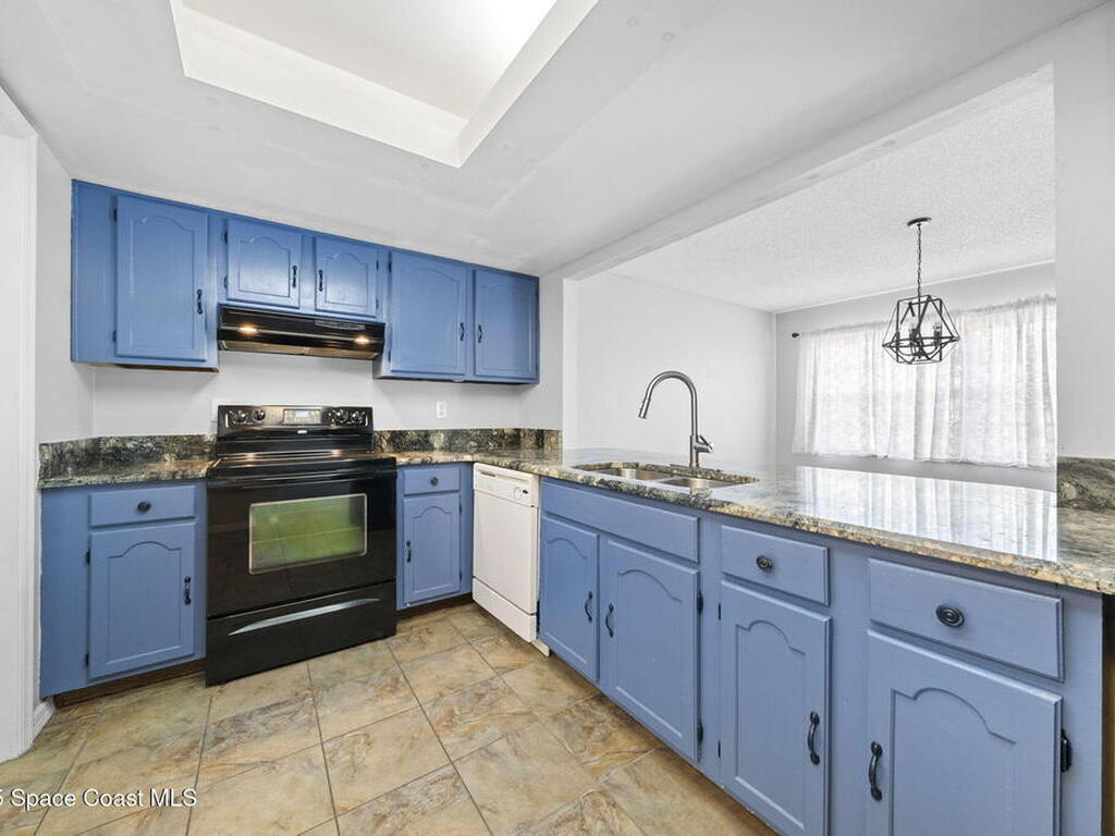255 S Tropical Trail, Merritt Island, FL 32952