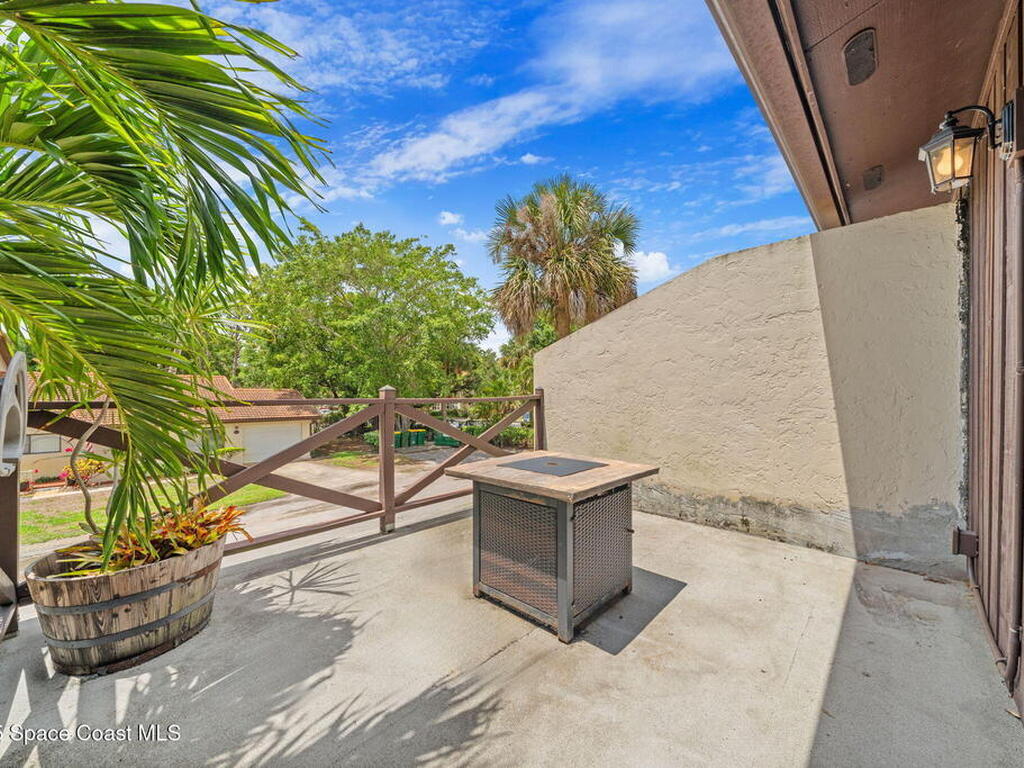 255 S Tropical Trail, Merritt Island, FL 32952