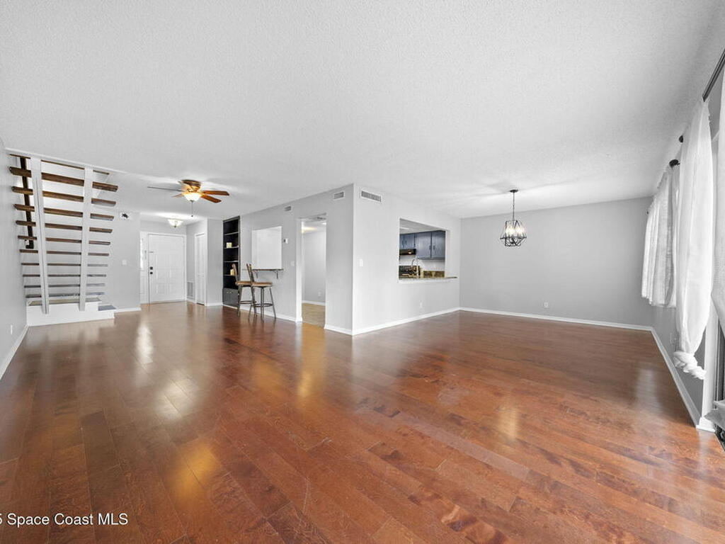 255 S Tropical Trail, Merritt Island, FL 32952