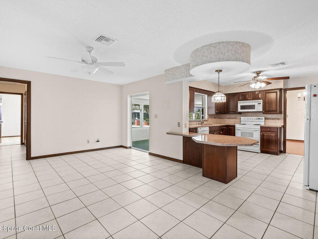 611 Barcelona Court, Satellite Beach, FL 32937