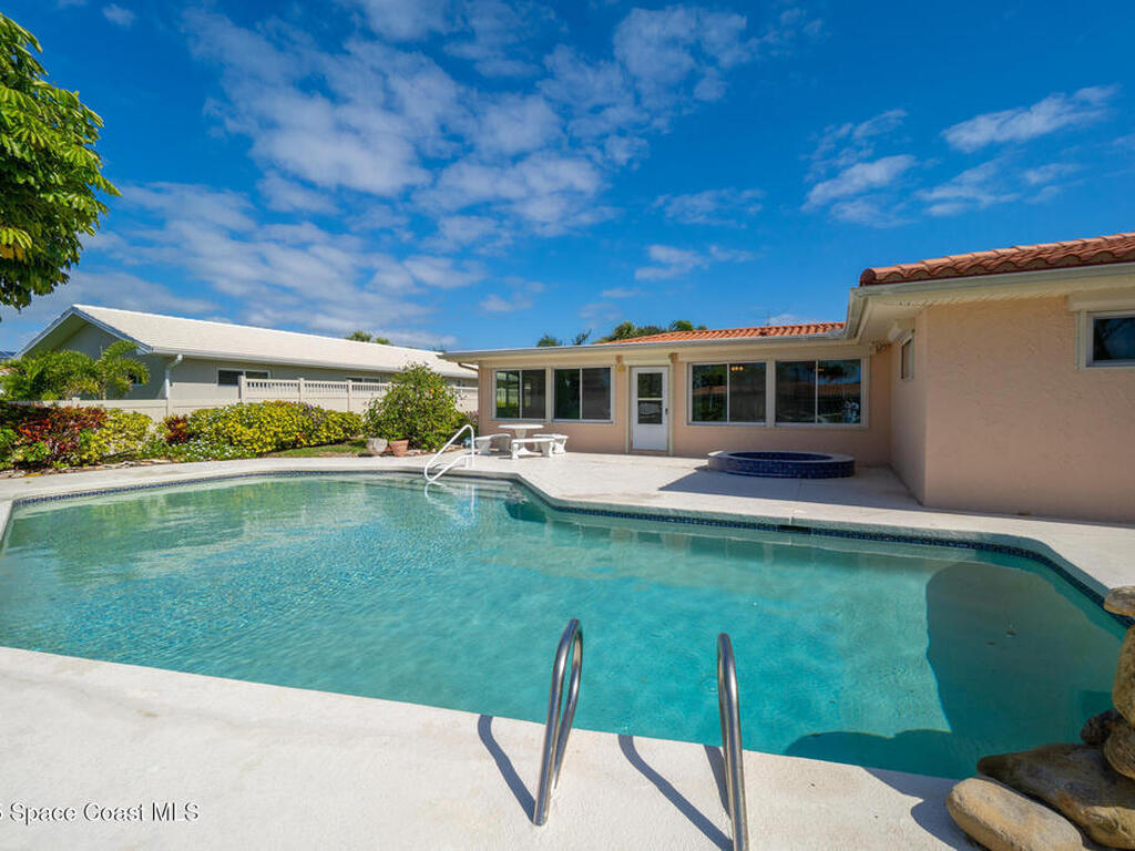 611 Barcelona Court, Satellite Beach, FL 32937