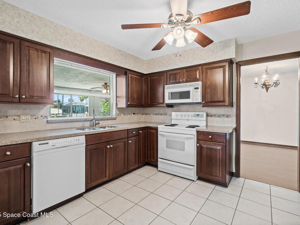 611 Barcelona Court, Satellite Beach, FL 32937