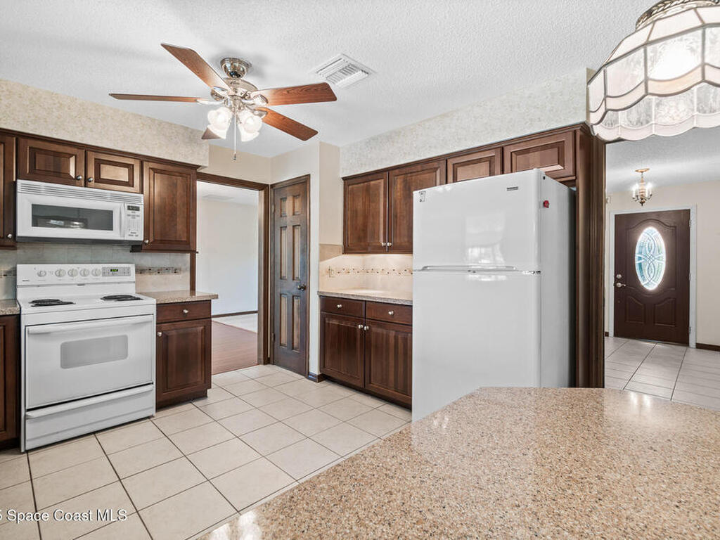 611 Barcelona Court, Satellite Beach, FL 32937