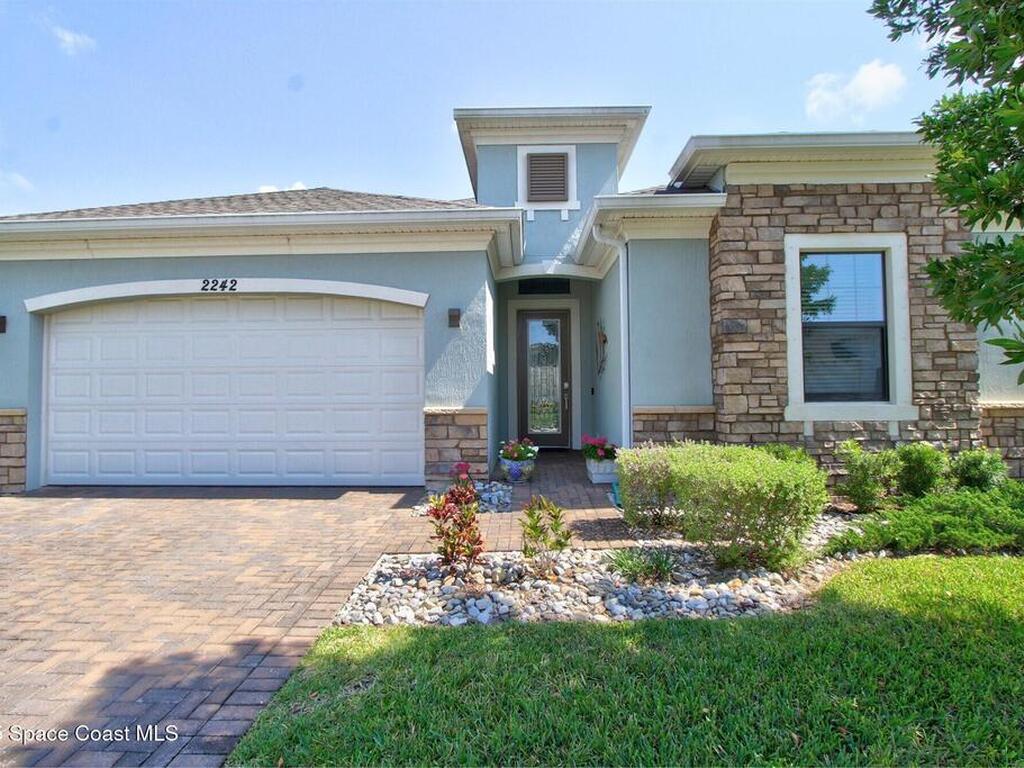 2242 Great Belt Circle, Melbourne, FL 32940