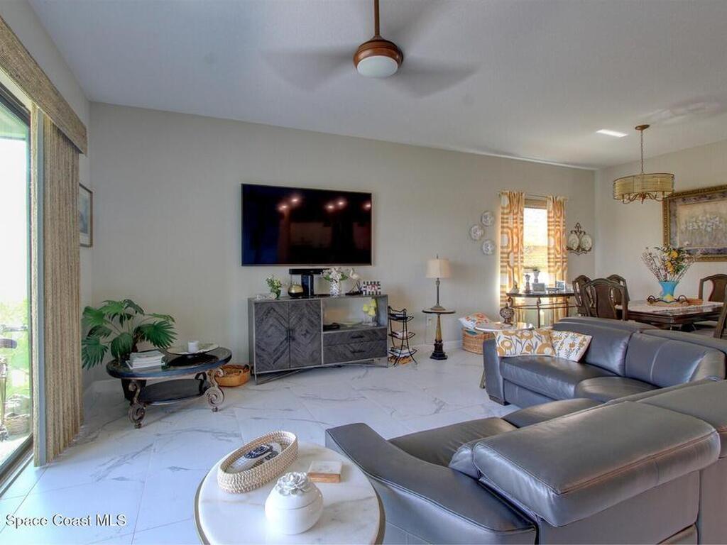 2242 Great Belt Circle, Melbourne, FL 32940