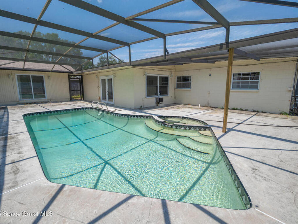 315 Cherry Avenue, Merritt Island, FL 32953