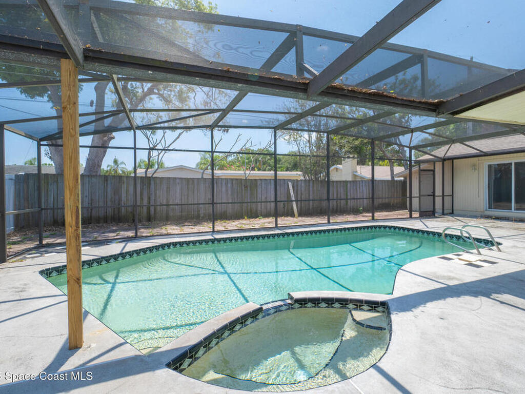 315 Cherry Avenue, Merritt Island, FL 32953