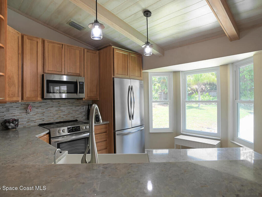 6721 Angeles Road, Melbourne Beach, FL 32951