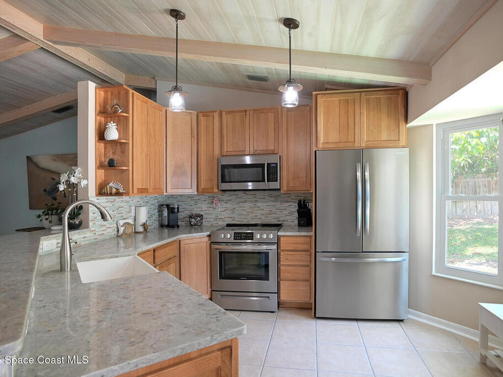 6721 Angeles Road, Melbourne Beach, FL 32951