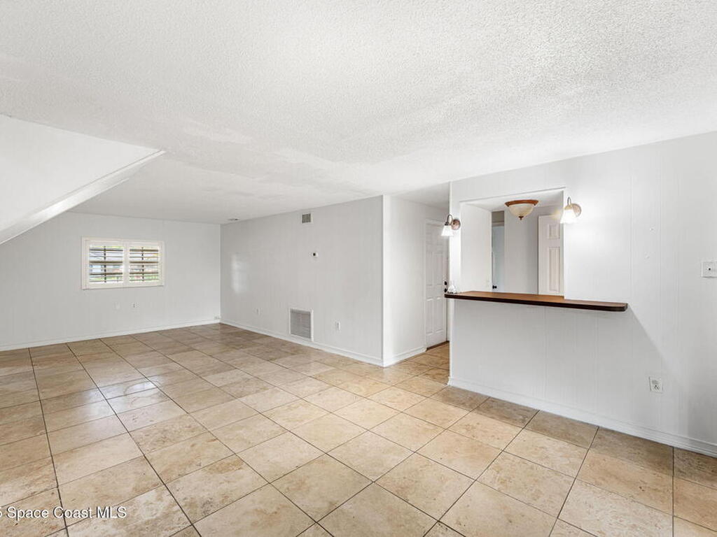 2645 Driftwood Dr, Titusville, FL 32780