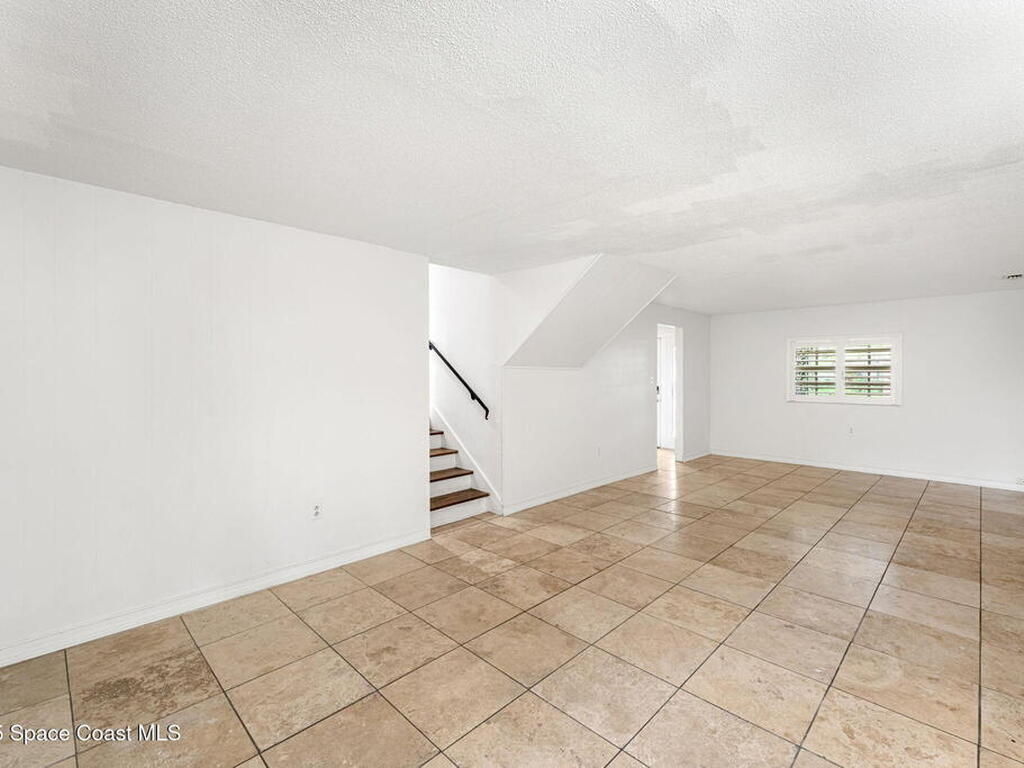 2645 Driftwood Dr, Titusville, FL 32780