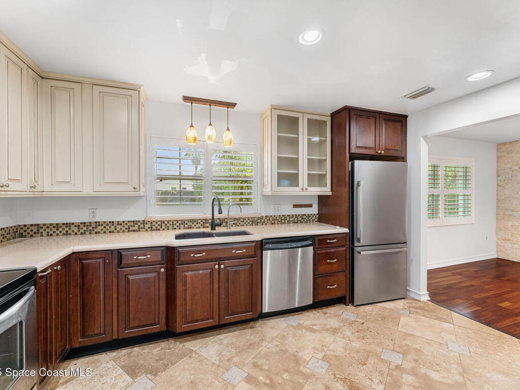 2645 Driftwood Dr, Titusville, FL 32780