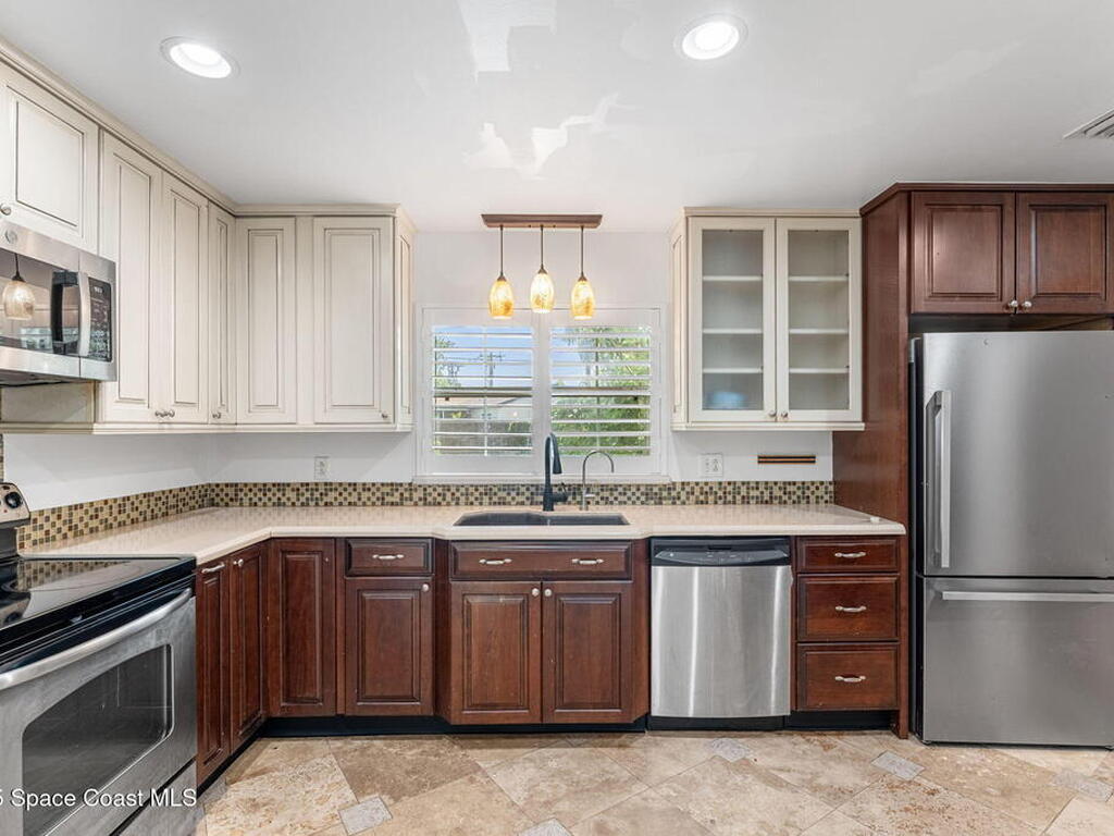 2645 Driftwood Dr, Titusville, FL 32780
