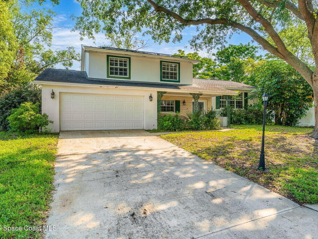 2645 Driftwood Dr, Titusville, FL 32780
