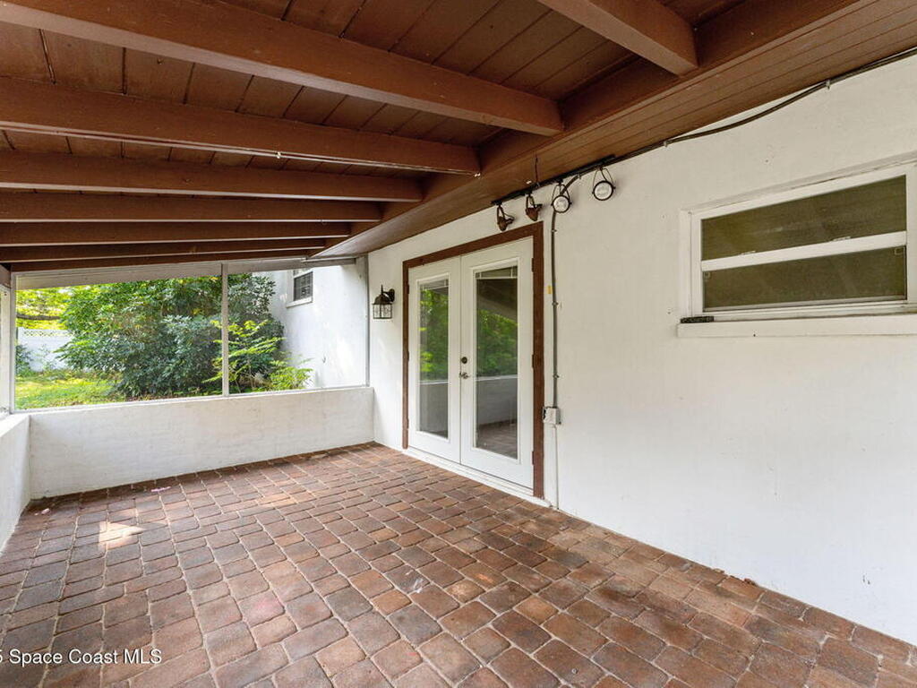 2645 Driftwood Dr, Titusville, FL 32780