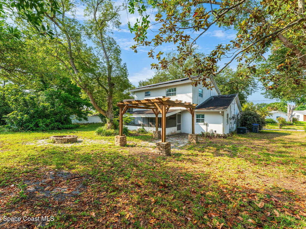 2645 Driftwood Dr, Titusville, FL 32780