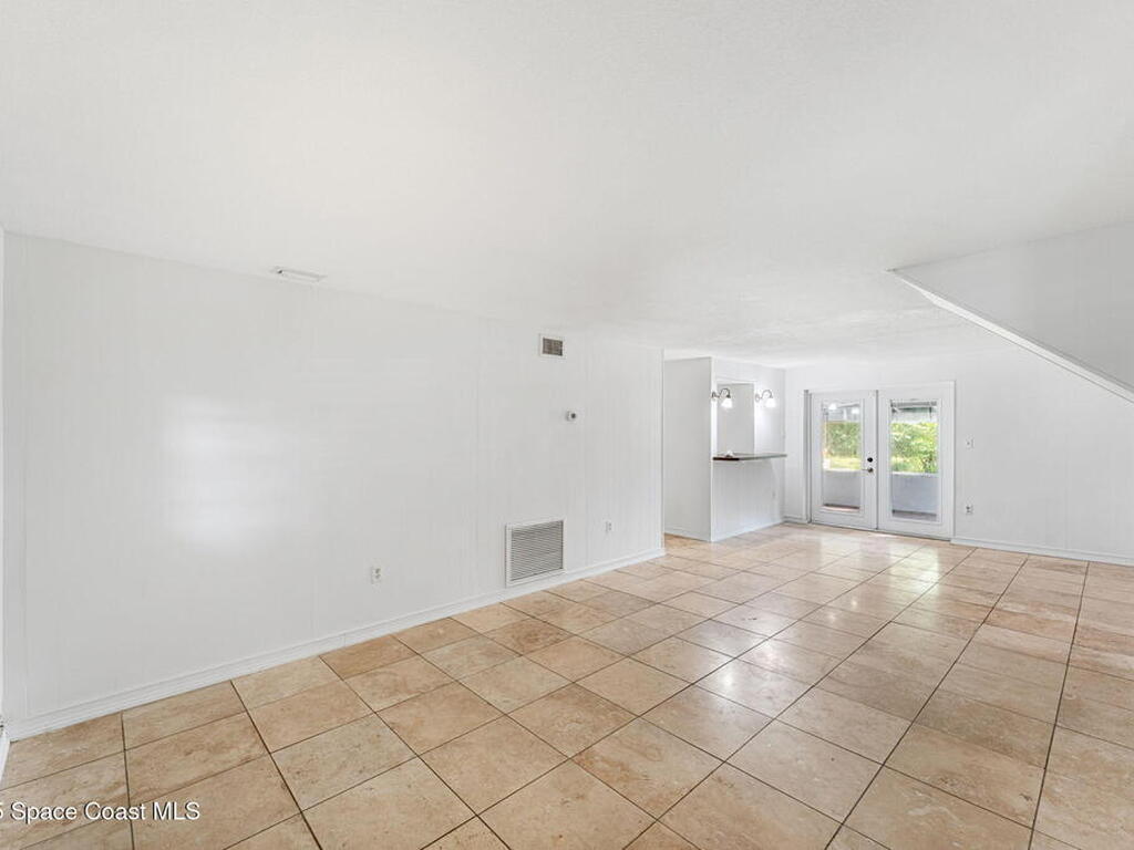2645 Driftwood Dr, Titusville, FL 32780