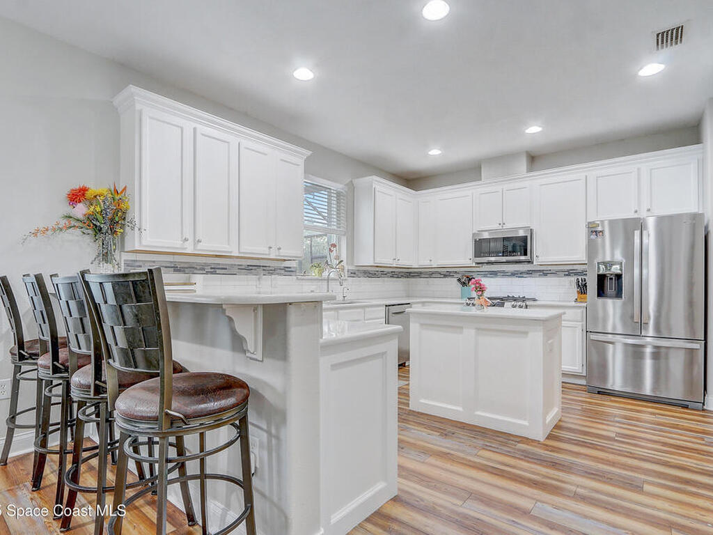 3813 Gatwick Manor Lane, Melbourne, FL 32940