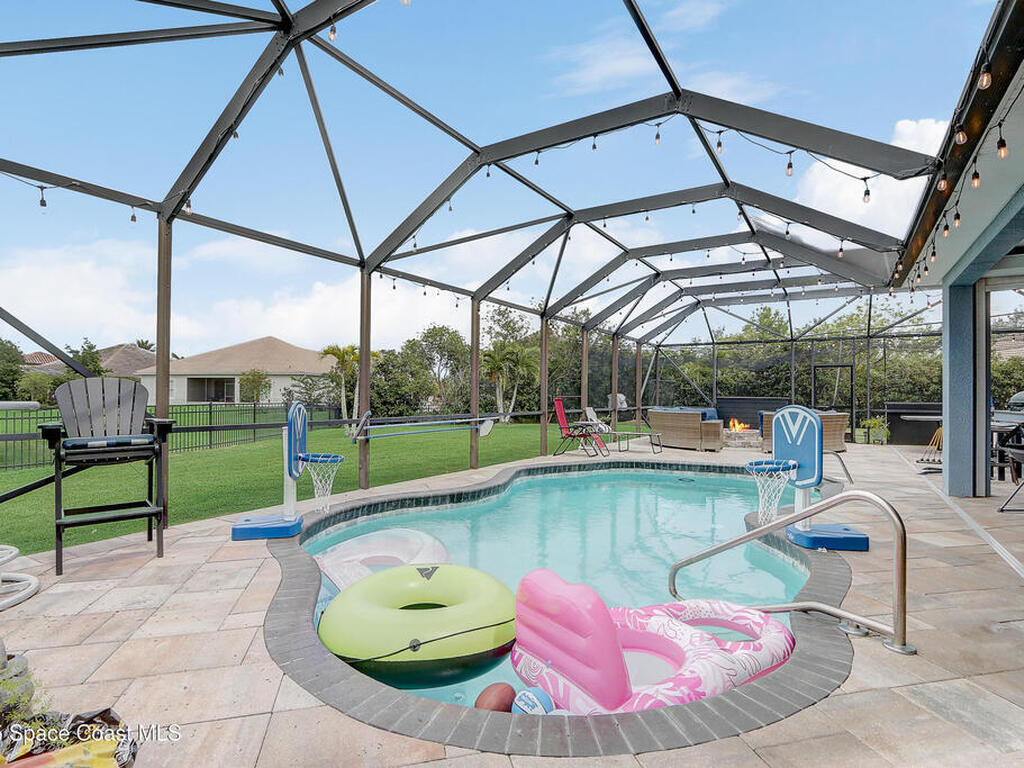 3813 Gatwick Manor Lane, Melbourne, FL 32940