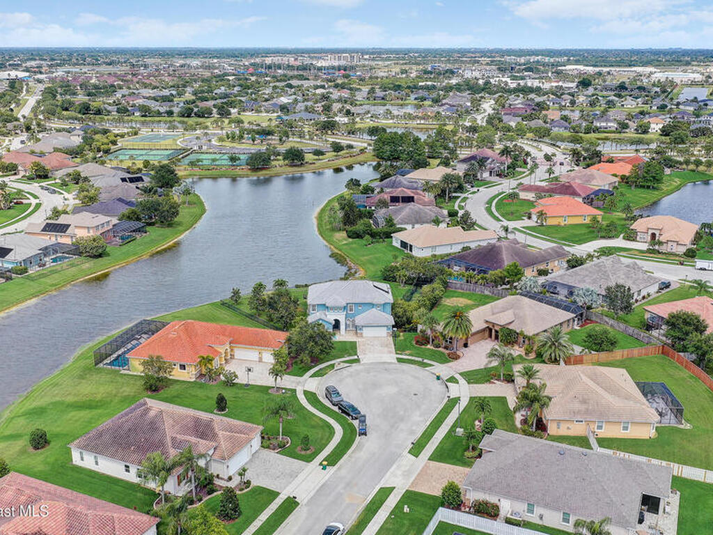 3813 Gatwick Manor Lane, Melbourne, FL 32940