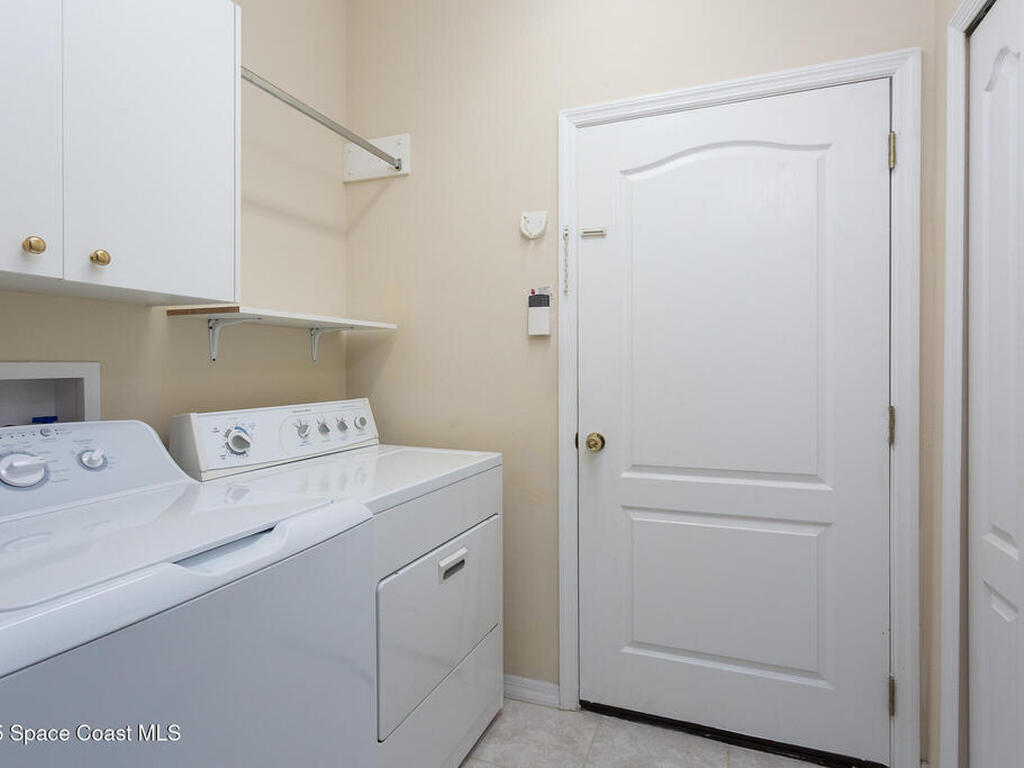 2530 Camberly Circle, Melbourne, FL 32940
