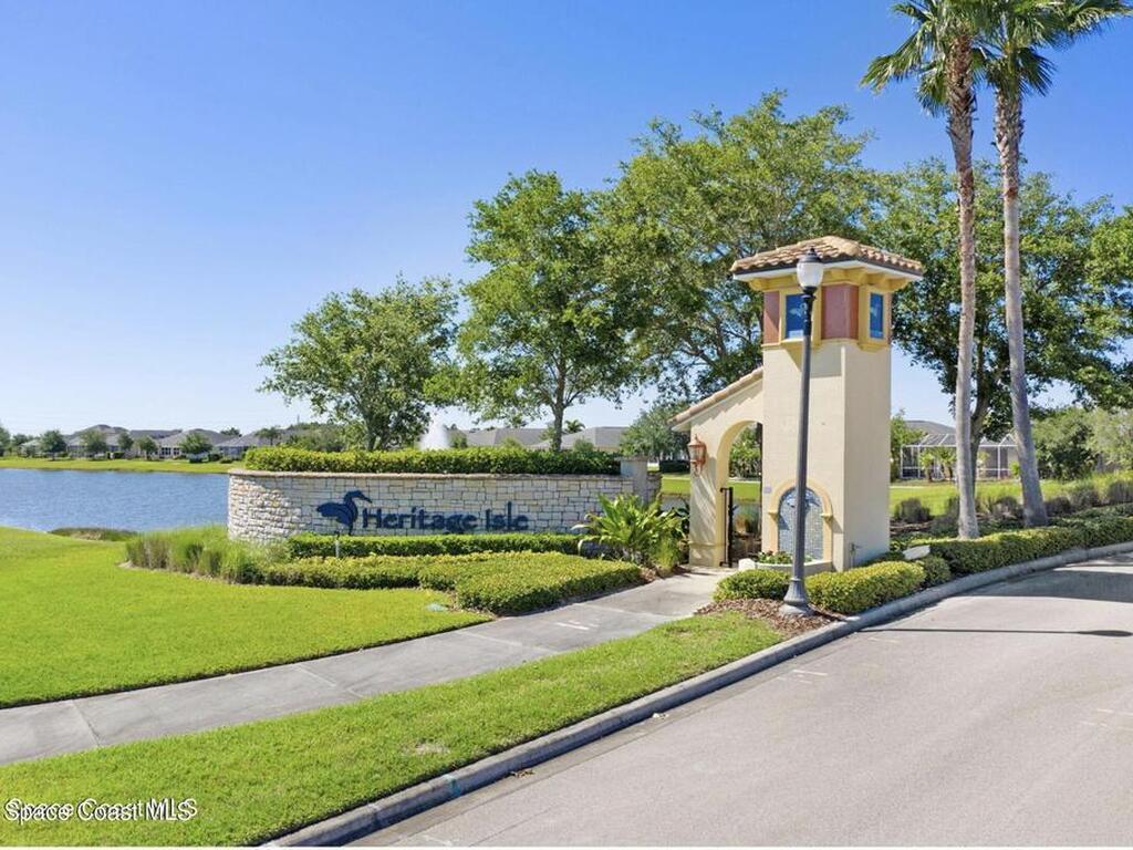 2530 Camberly Circle, Melbourne, FL 32940