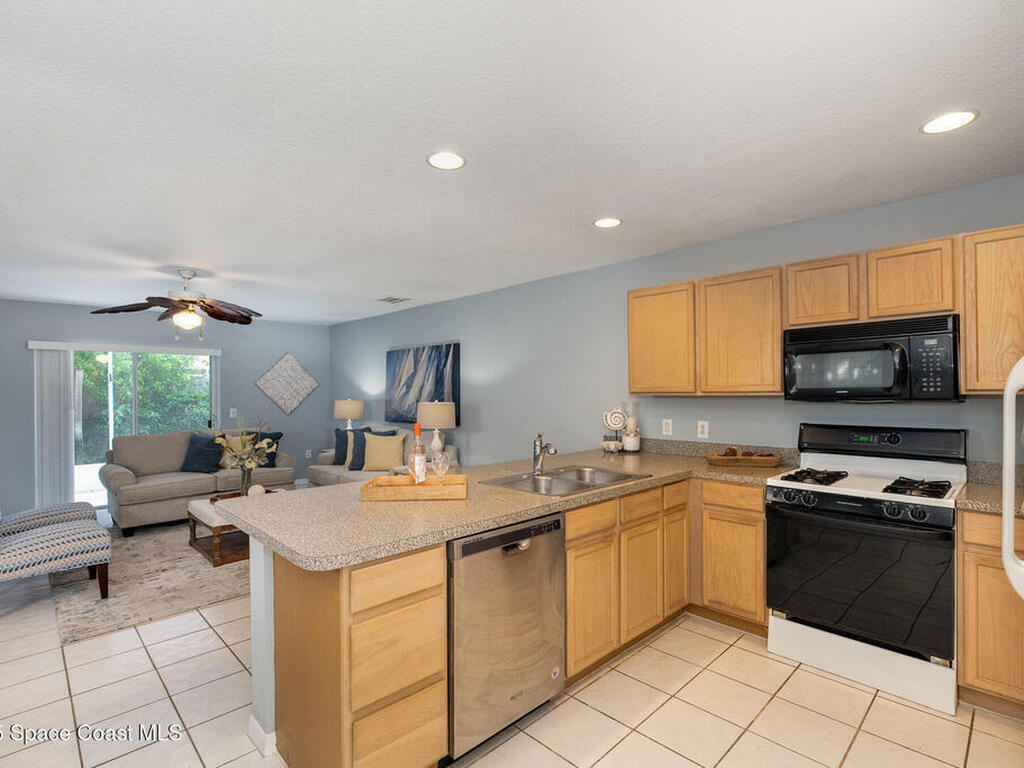 814 Mimosa Place, Indian Harbour Beach, FL 32937