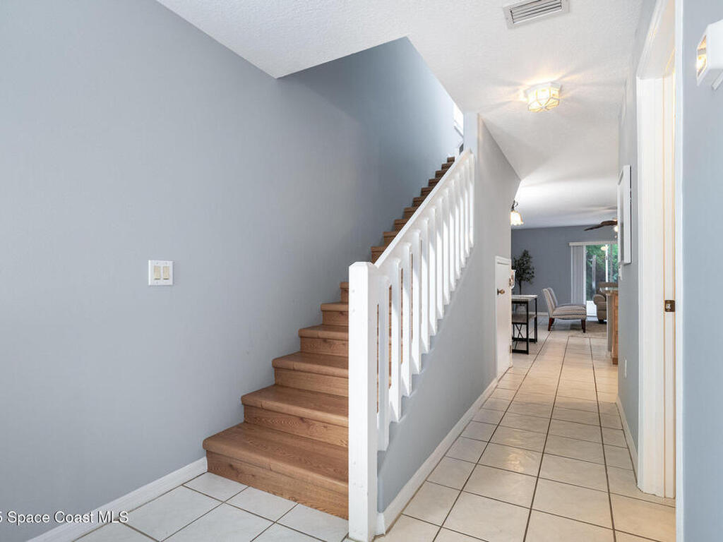 814 Mimosa Place, Indian Harbour Beach, FL 32937