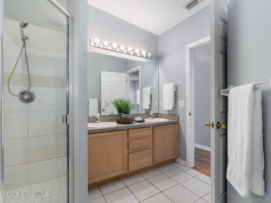 814 Mimosa Place, Indian Harbour Beach, FL 32937