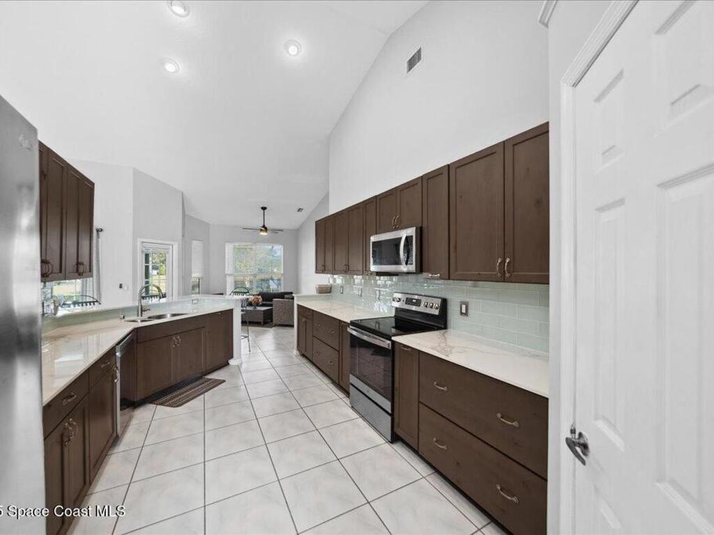 4873 Verona Circle, Melbourne, FL 32940