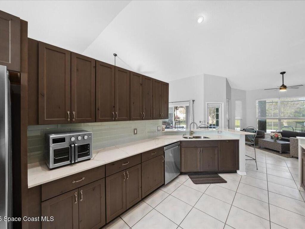 4873 Verona Circle, Melbourne, FL 32940