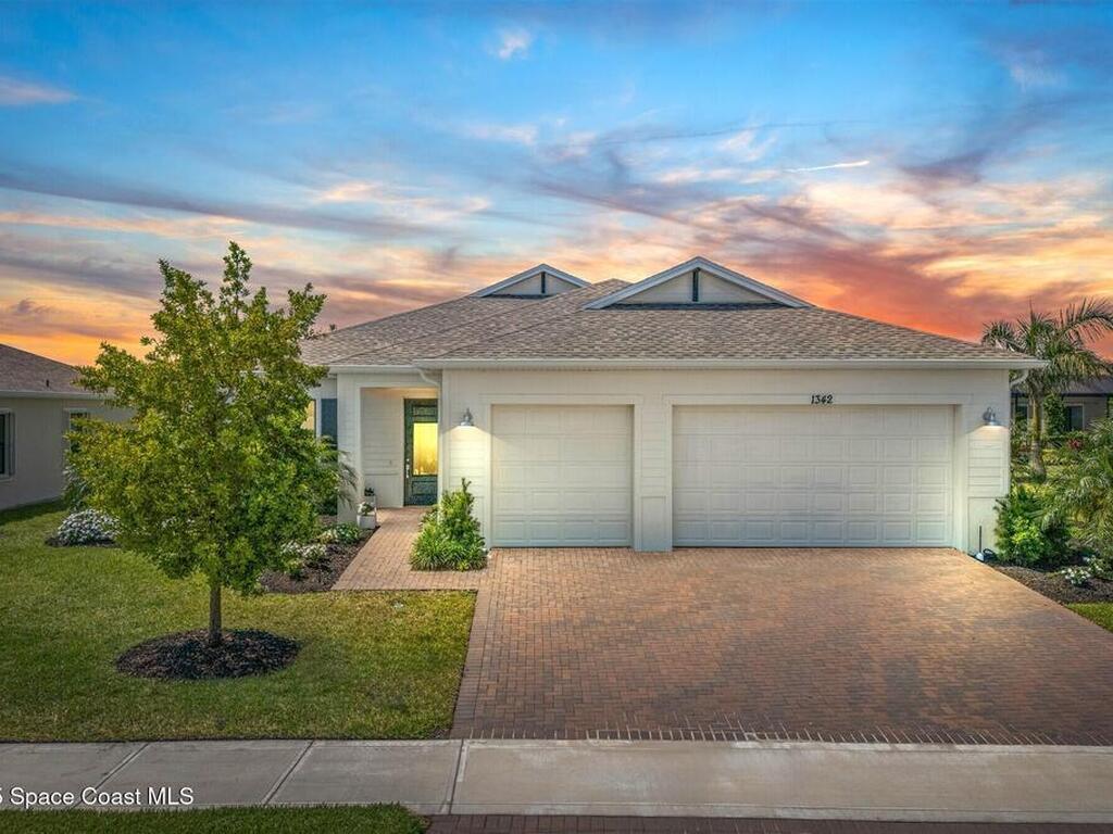 1342 Great Belt Circle, Melbourne, FL 32940