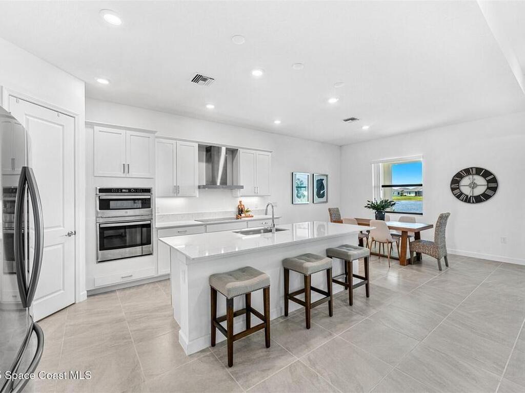 1342 Great Belt Circle, Melbourne, FL 32940