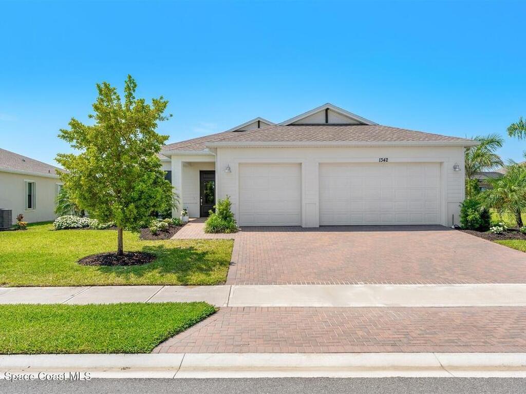 1342 Great Belt Circle, Melbourne, FL 32940