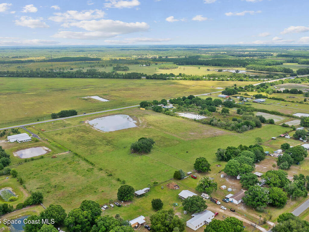 S Canoe Creek Road, Kenansville, FL 34739