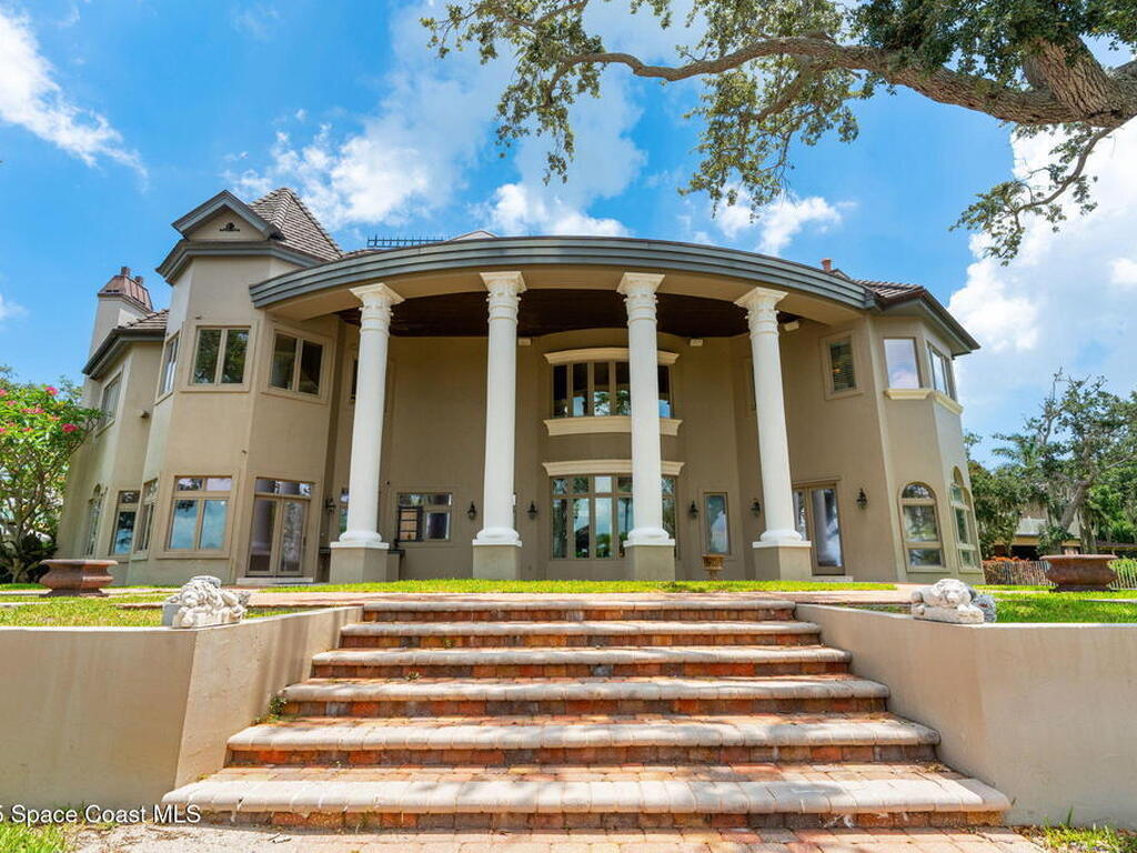 245 Stewart Drive, Merritt Island, FL 32952