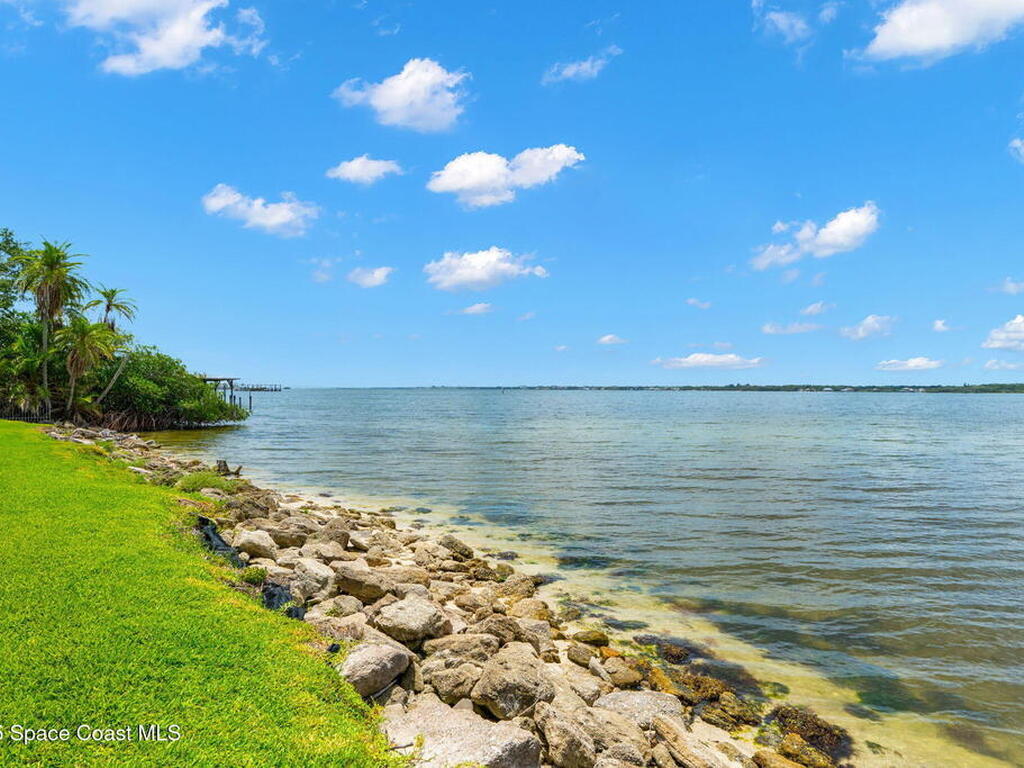 245 Stewart Drive, Merritt Island, FL 32952