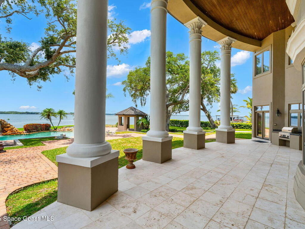 245 Stewart Drive, Merritt Island, FL 32952