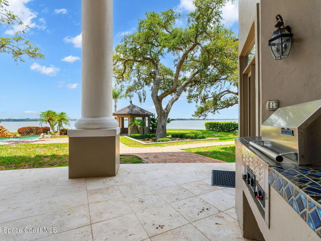 245 Stewart Drive, Merritt Island, FL 32952