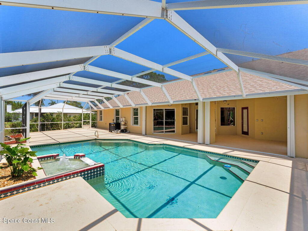 5900 Brabrook Avenue, Grant-Valkaria, FL 32949