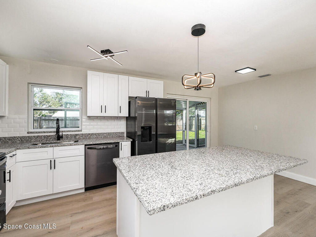 118 1st Street, Merritt Island, FL 32953