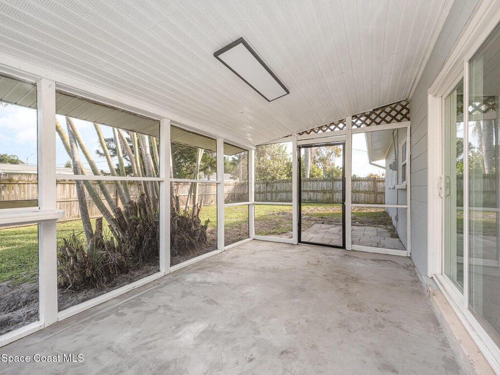 118 1st Street, Merritt Island, FL 32953