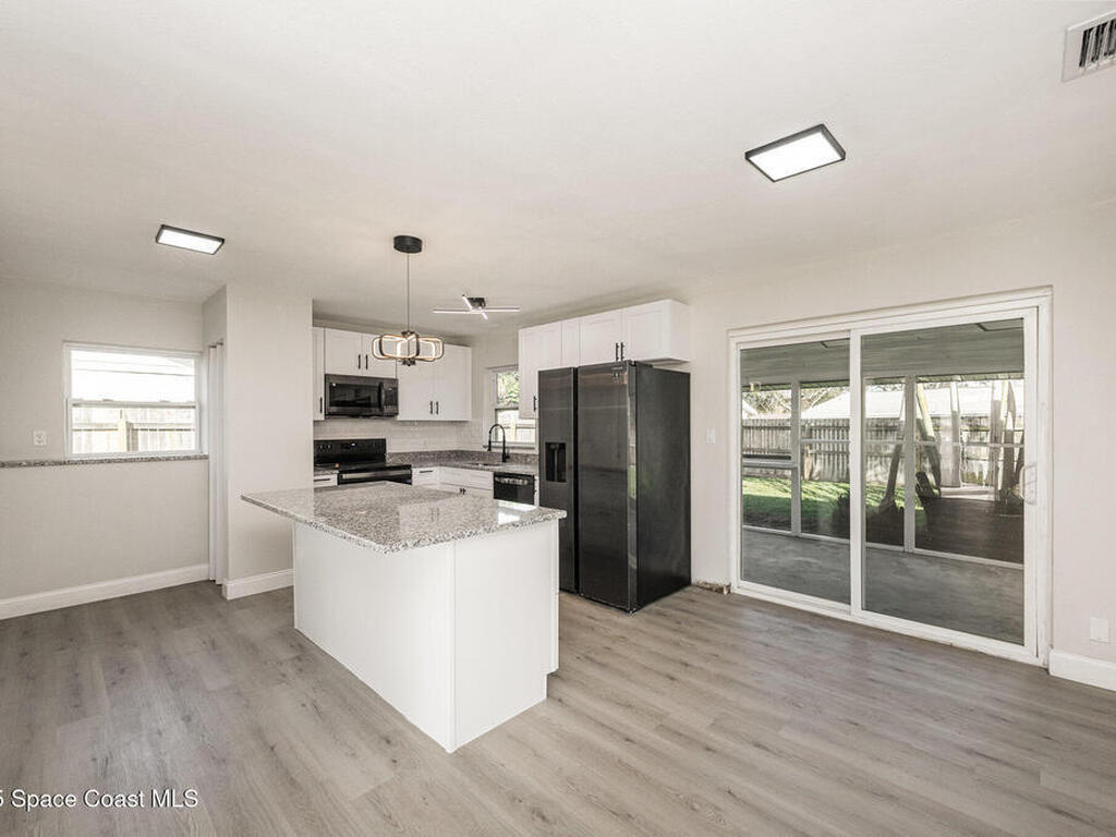 118 1st Street, Merritt Island, FL 32953