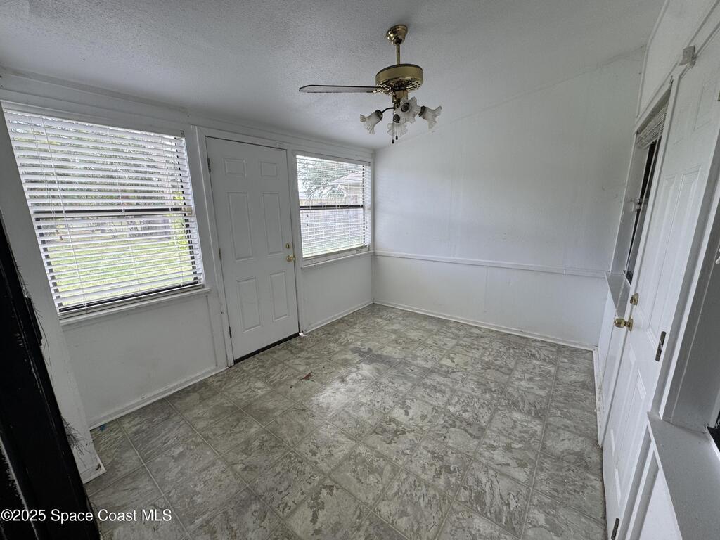 1078 Altamira Street, Palm Bay, FL 32907