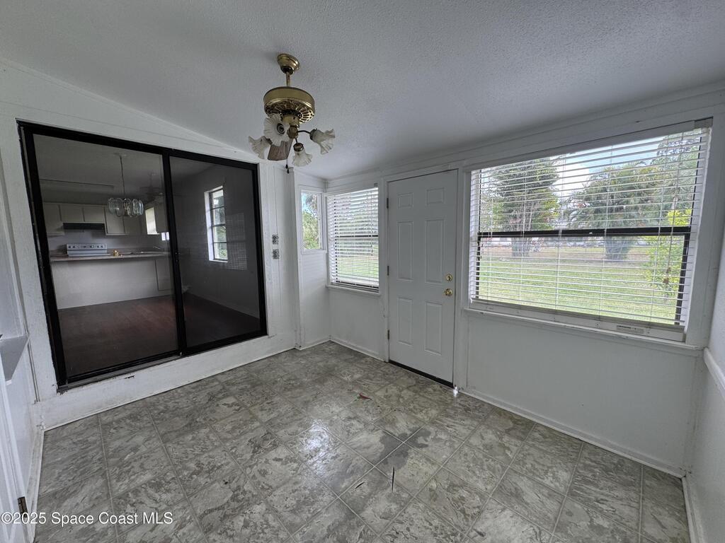 1078 Altamira Street, Palm Bay, FL 32907