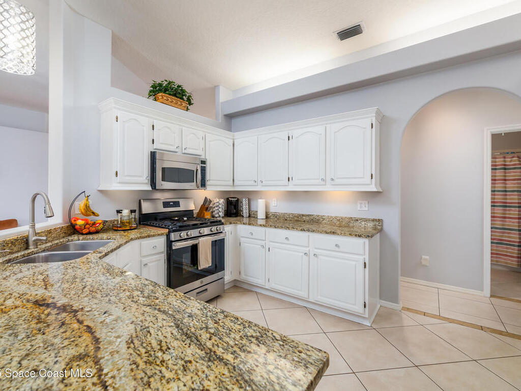 3664 Long Leaf Drive, Melbourne, FL 32940